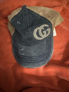 Embellished Double-G Logo Distressed Hat - Navy & Tan